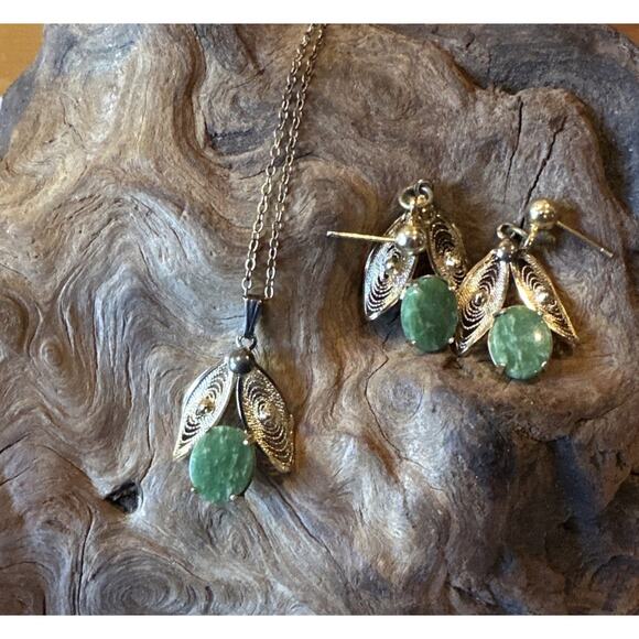 VTG W Signed 1/20 12k Filigree On Sterling Jade Post Earrings & Necklace Set - Picture 2 of 10